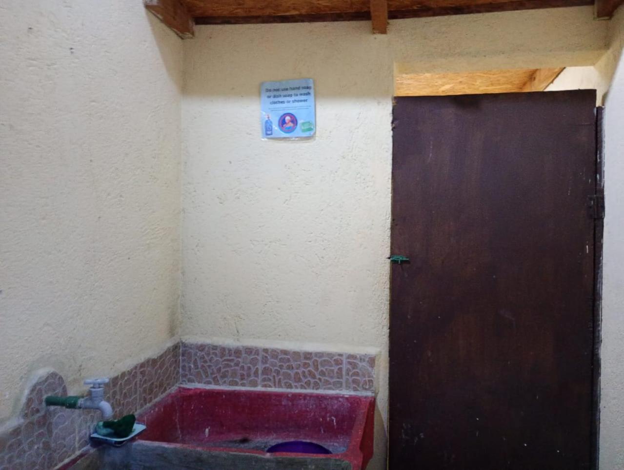 Hospedaje Basico El Jaguar Ξενοδοχείο Antigua Εξωτερικό φωτογραφία