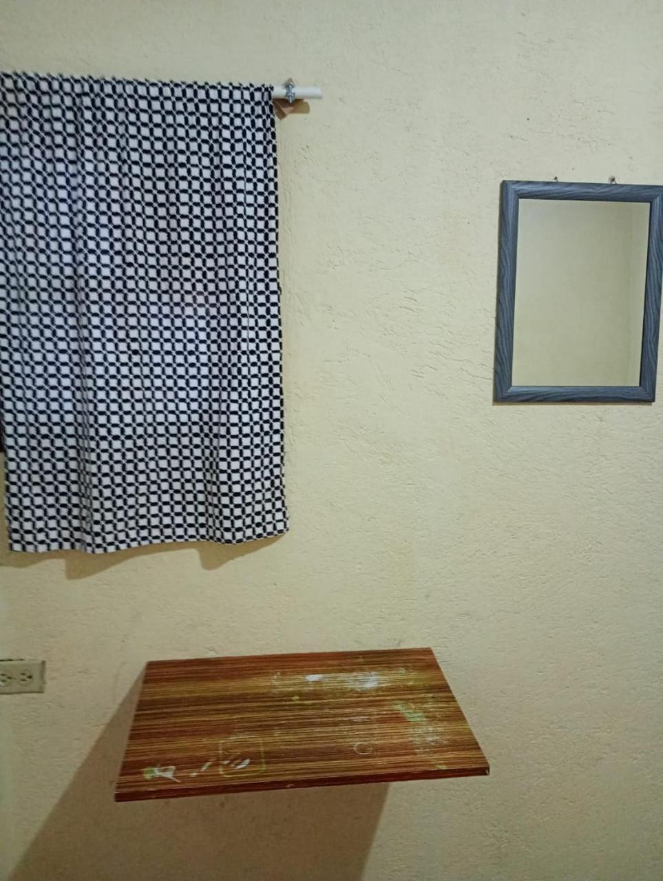 Hospedaje Basico El Jaguar Ξενοδοχείο Antigua Εξωτερικό φωτογραφία
