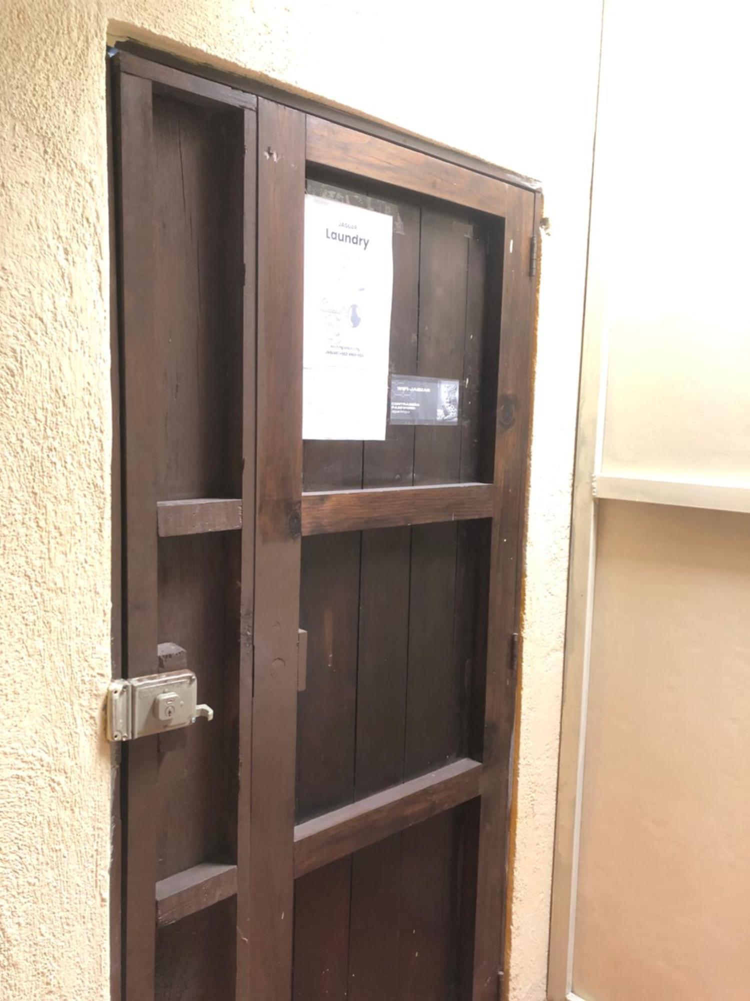 Hospedaje Basico El Jaguar Ξενοδοχείο Antigua Εξωτερικό φωτογραφία