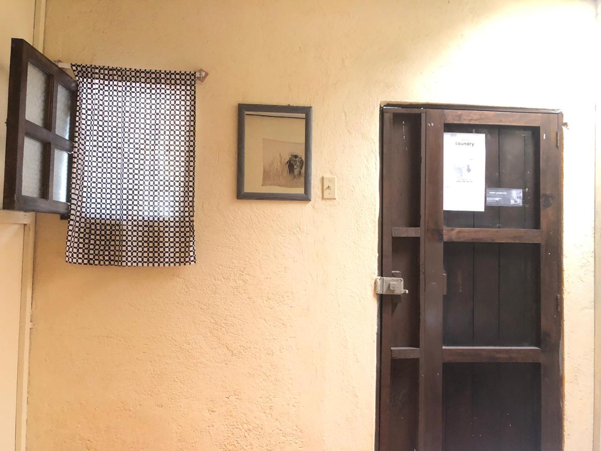 Hospedaje Basico El Jaguar Ξενοδοχείο Antigua Εξωτερικό φωτογραφία